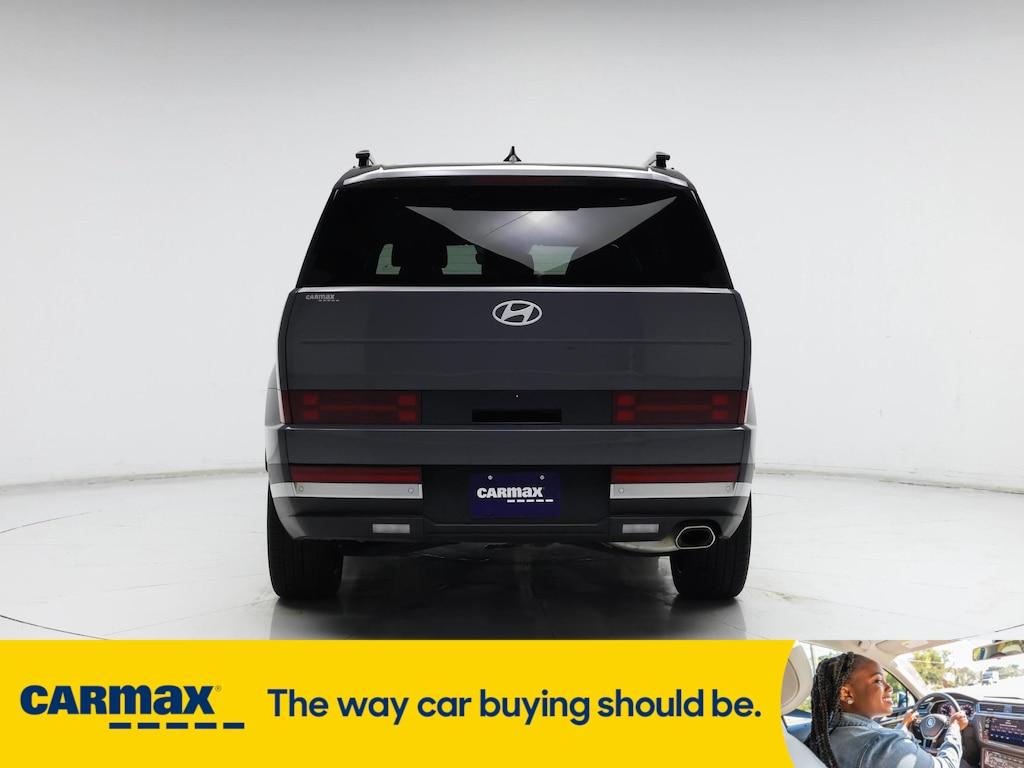 used 2024 Hyundai Santa Fe car, priced at $40,998