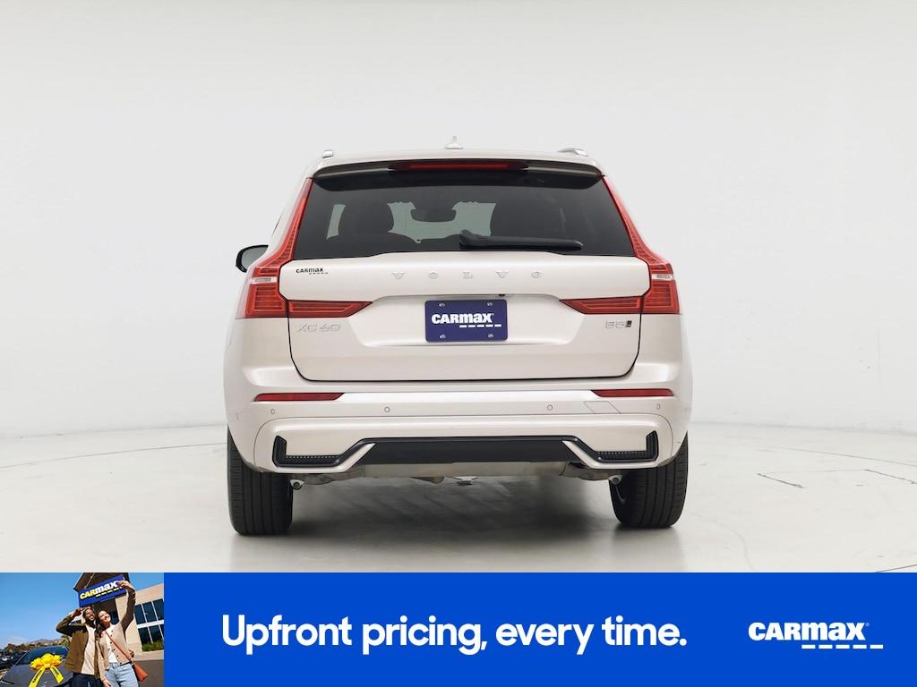 used 2025 Volvo XC60 car, priced at $36,998