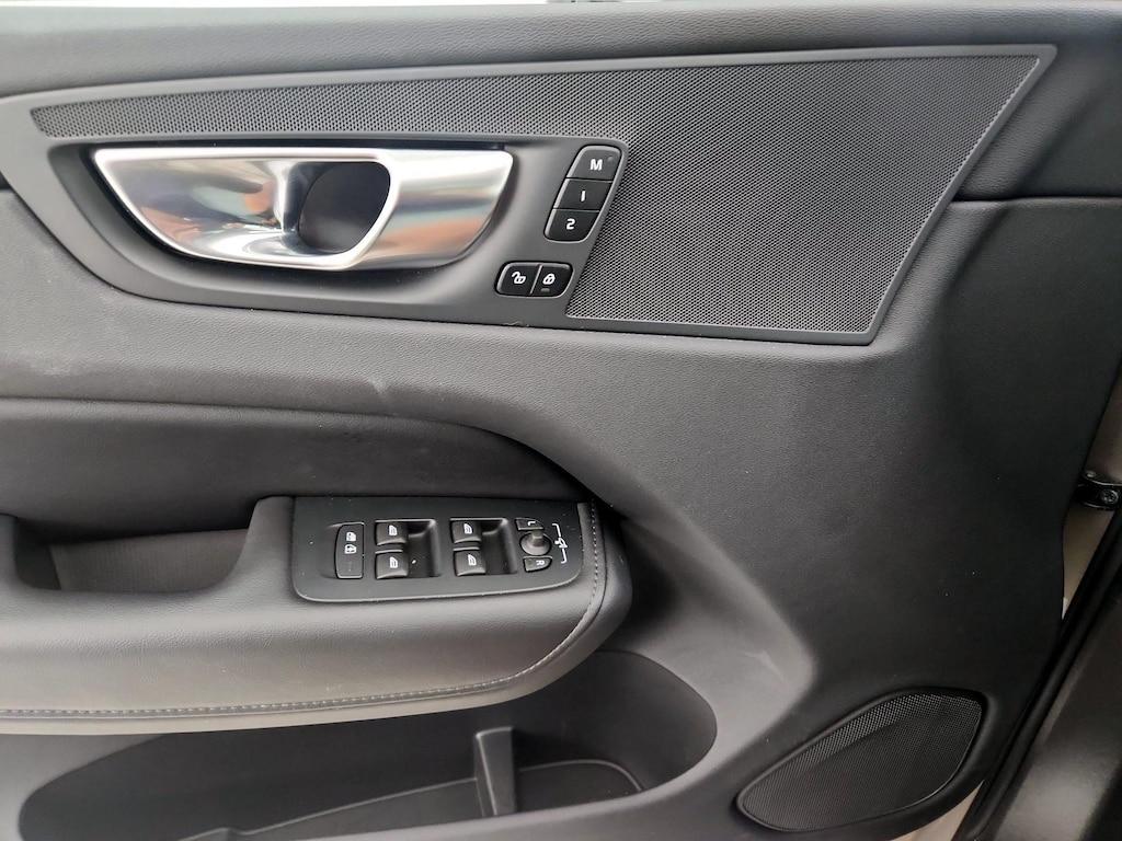 used 2025 Volvo XC60 car, priced at $36,998