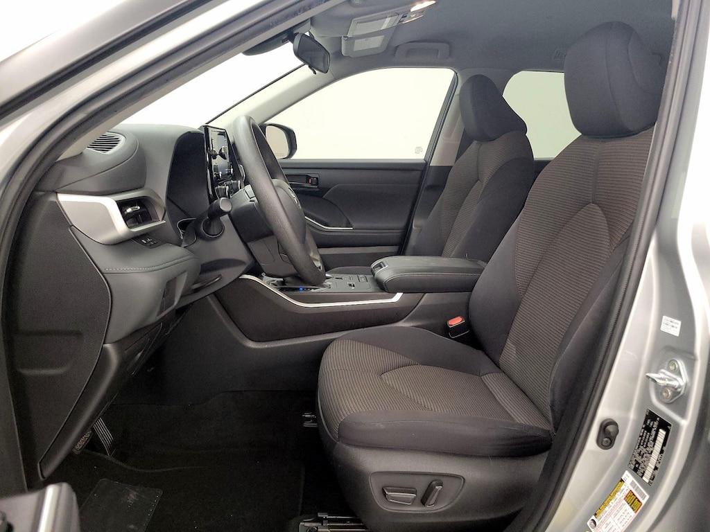 used 2022 Toyota Highlander car, priced at $28,998