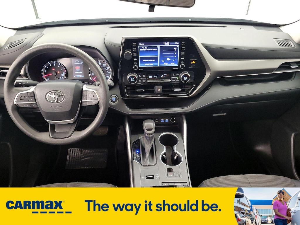 used 2022 Toyota Highlander car, priced at $28,998