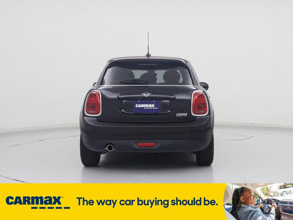 used 2021 MINI Hardtop car, priced at $20,998