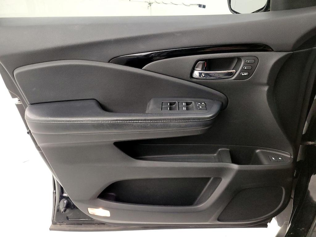 used 2016 Honda Pilot car, priced at $18,998