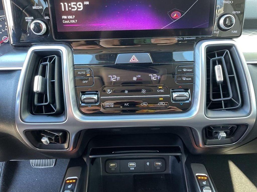 used 2023 Kia Sorento Hybrid car, priced at $29,990