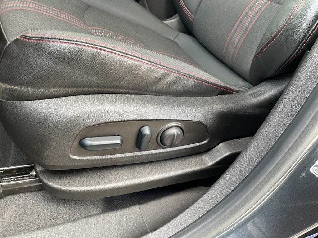 used 2022 Chevrolet Equinox car, priced at $25,490