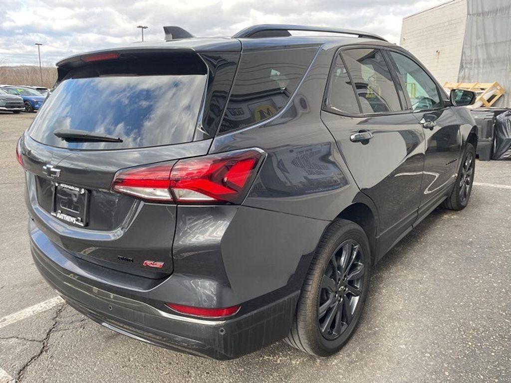 used 2022 Chevrolet Equinox car, priced at $25,490
