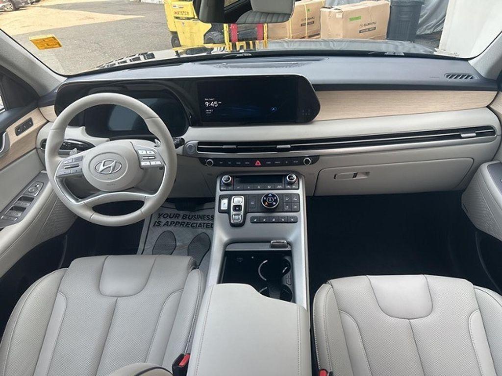 used 2024 Hyundai Palisade car, priced at $40,990