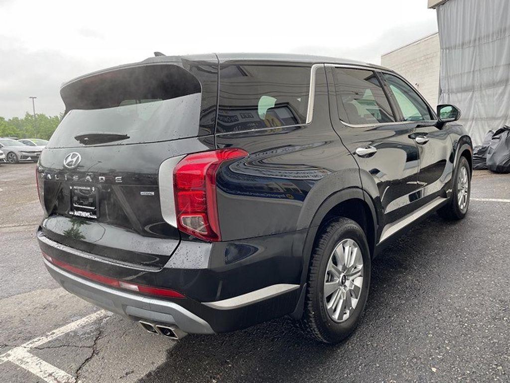 used 2025 Hyundai Palisade car, priced at $34,970