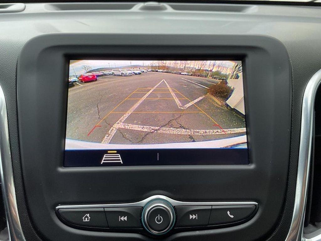 used 2021 Chevrolet Equinox car, priced at $20,990