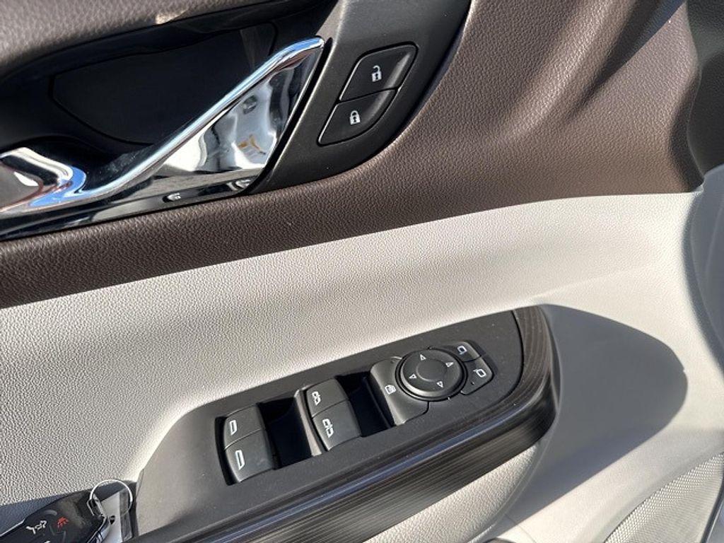 used 2022 GMC Acadia car, priced at $31,990