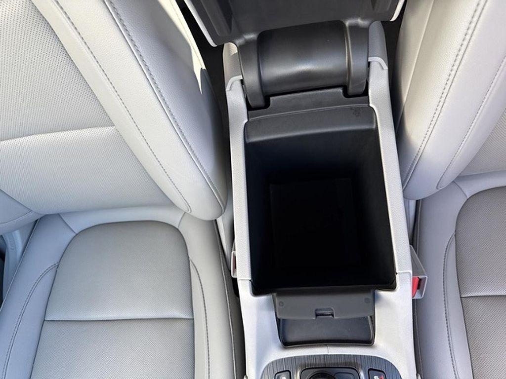 used 2022 GMC Acadia car, priced at $31,990