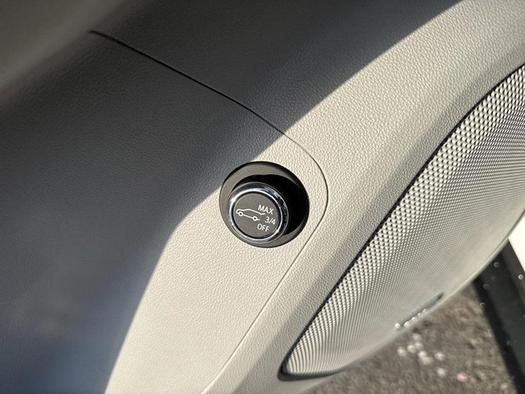 used 2022 GMC Acadia car, priced at $31,990