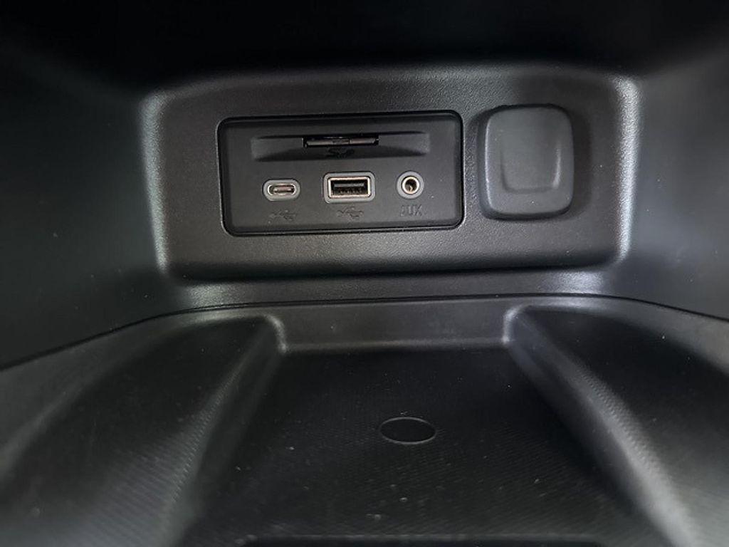 used 2022 Chevrolet Equinox car, priced at $26,990