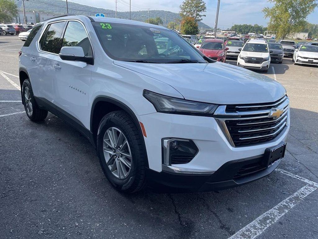 used 2023 Chevrolet Traverse car, priced at $31,970