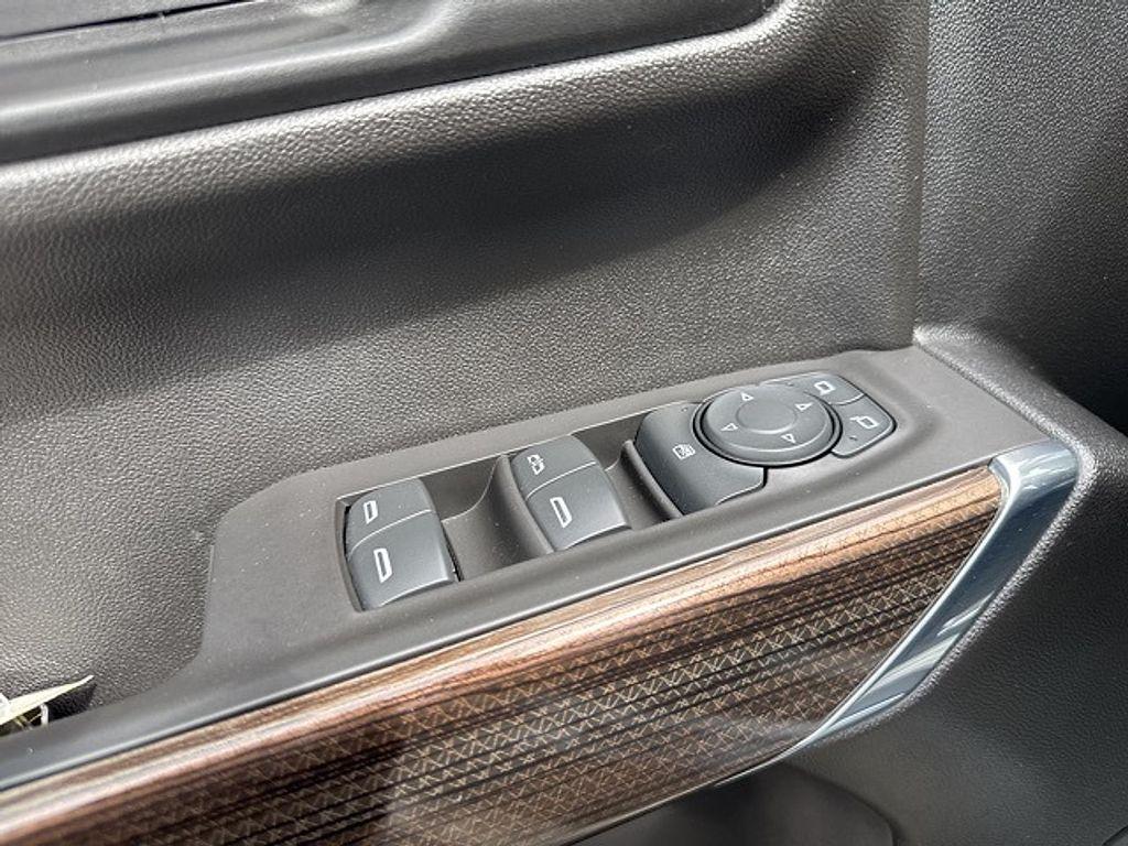 used 2021 Chevrolet Silverado 1500 car, priced at $41,990