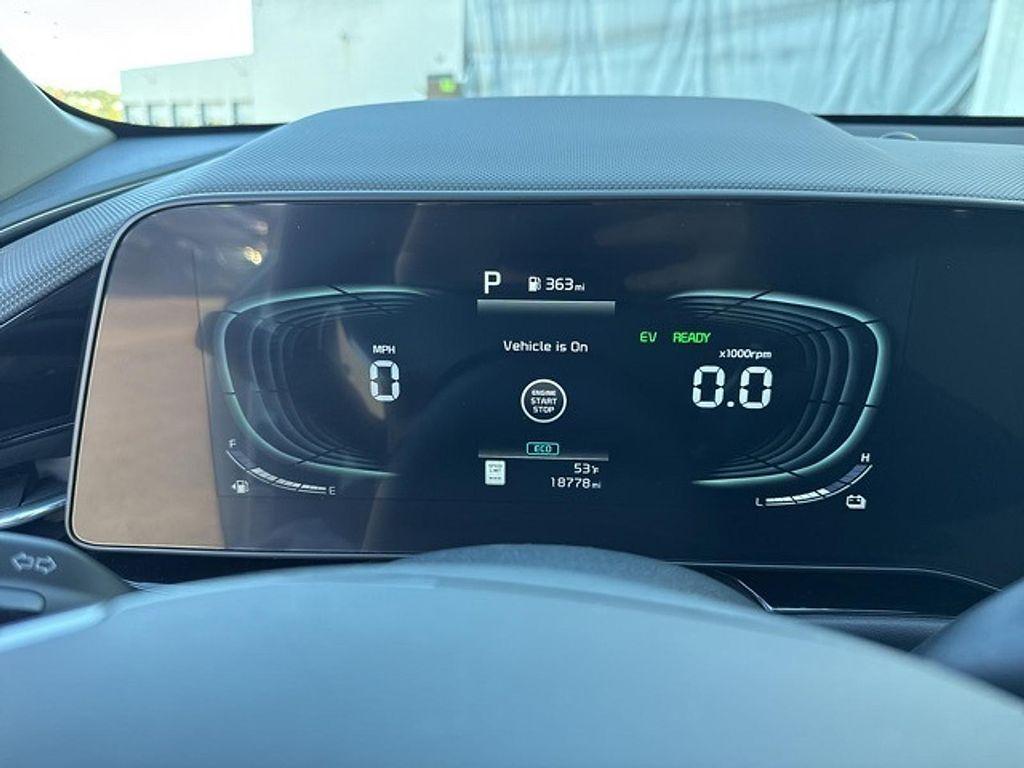 used 2024 Kia Niro car, priced at $27,990