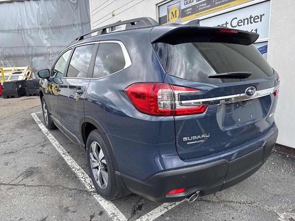 new 2025 Subaru Ascent car, priced at $42,280