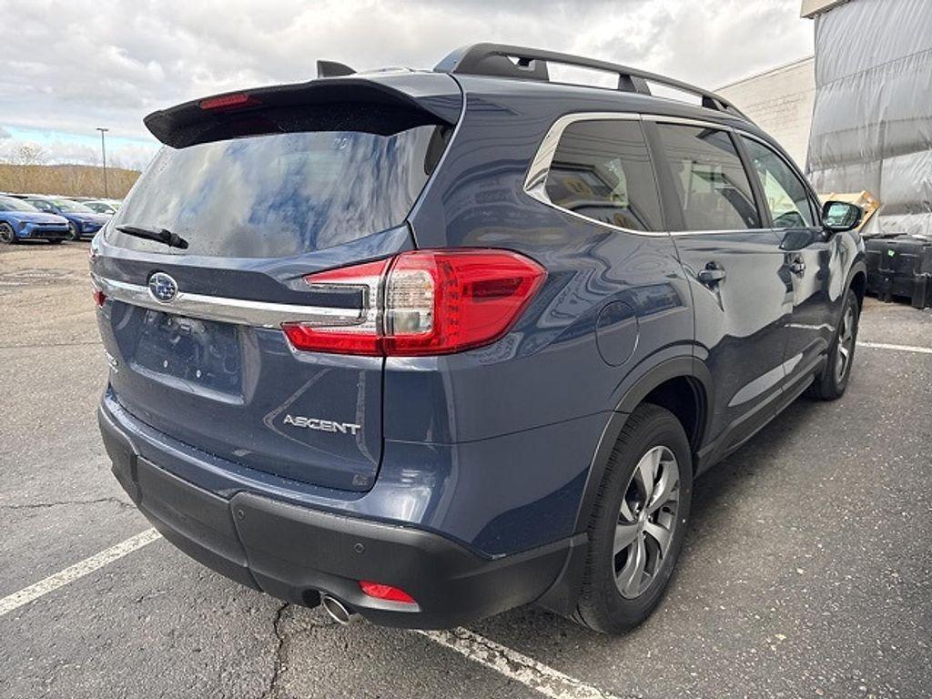 new 2025 Subaru Ascent car, priced at $42,280
