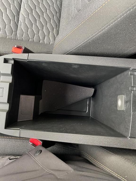 used 2021 Chevrolet Equinox car, priced at $20,990