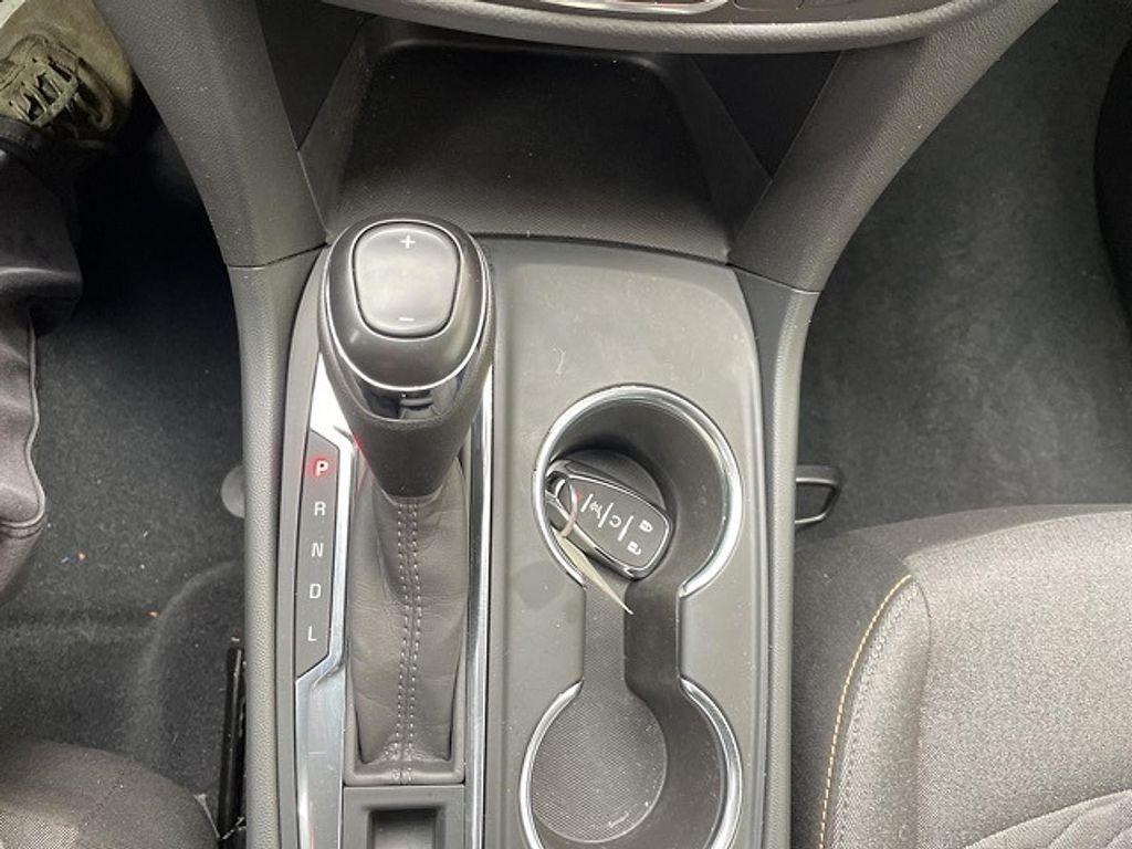 used 2021 Chevrolet Equinox car, priced at $20,990