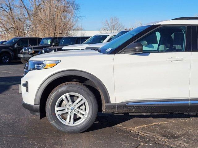 new 2024 Ford Explorer car, priced at $40,339