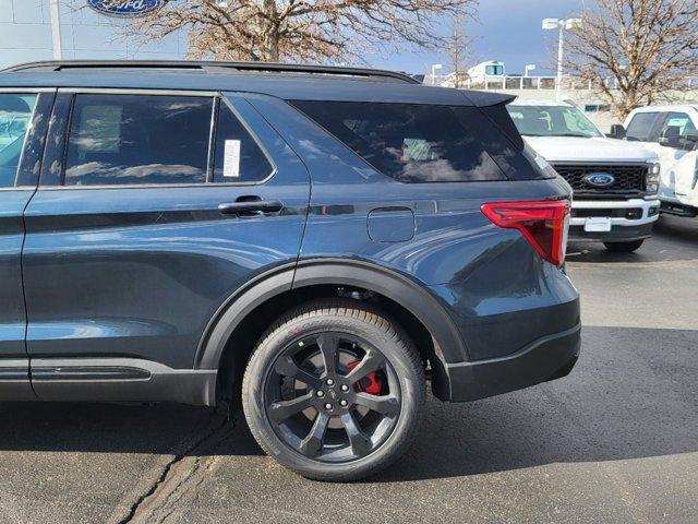 new 2024 Ford Explorer car, priced at $61,404