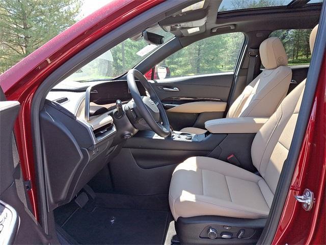 used 2025 Cadillac XT4 car, priced at $46,967