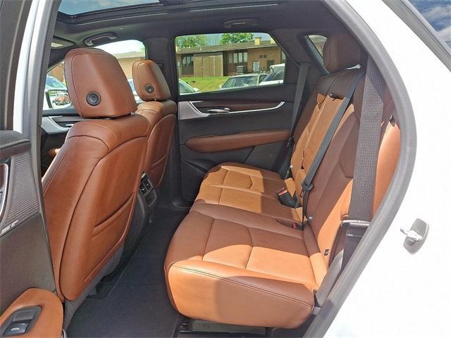 used 2022 Cadillac XT5 car, priced at $33,212