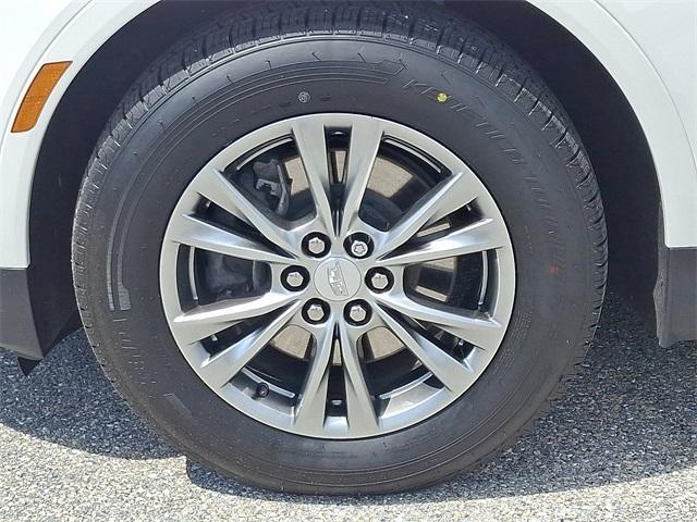 used 2022 Cadillac XT5 car, priced at $33,212