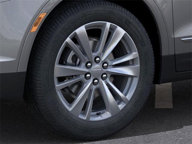 new 2025 Cadillac XT5 car, priced at $52,965