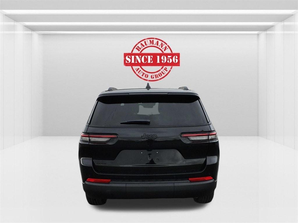 new 2025 Jeep Grand Cherokee car, priced at $41,317