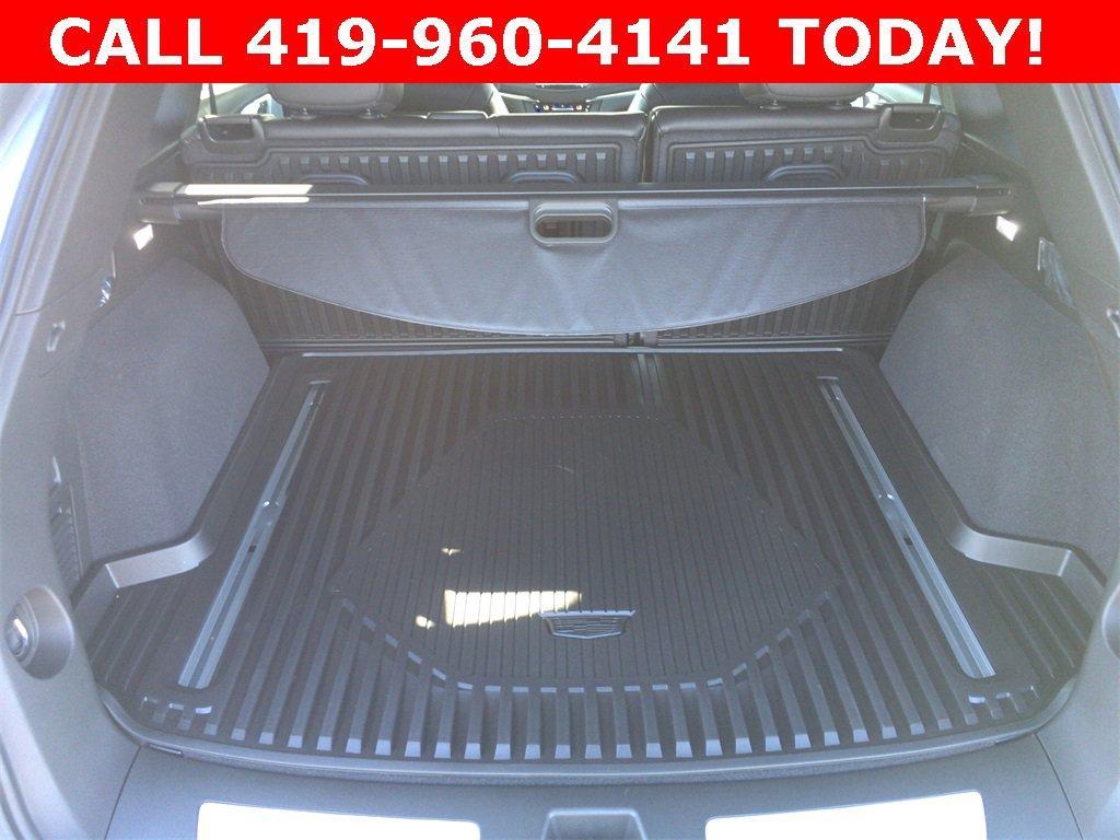 new 2025 Cadillac XT5 car, priced at $65,080