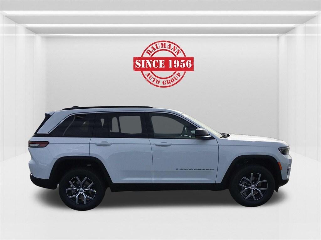 new 2025 Jeep Grand Cherokee car, priced at $44,947