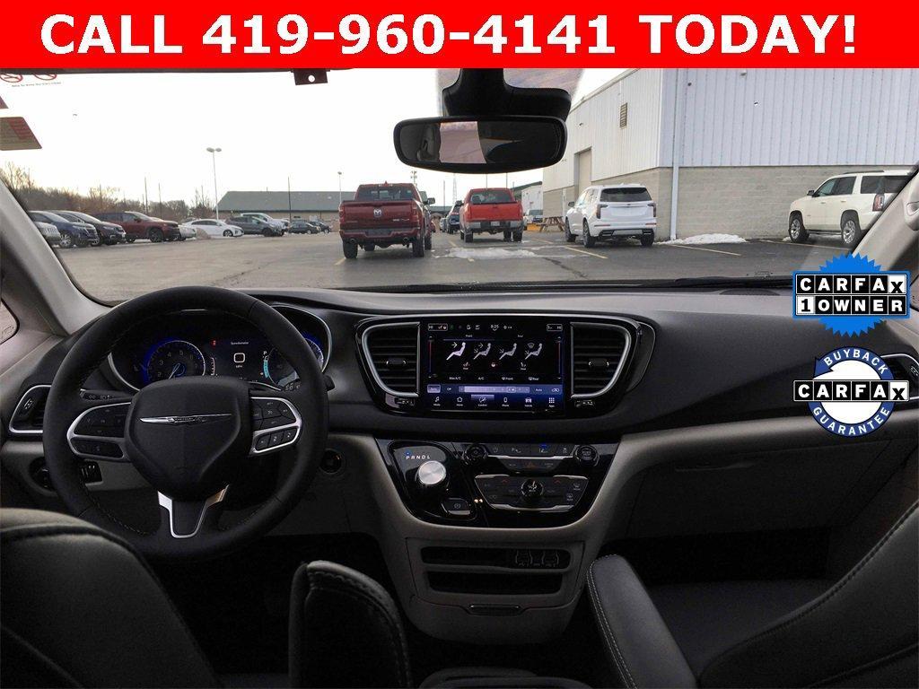 used 2024 Chrysler Pacifica car, priced at $30,649