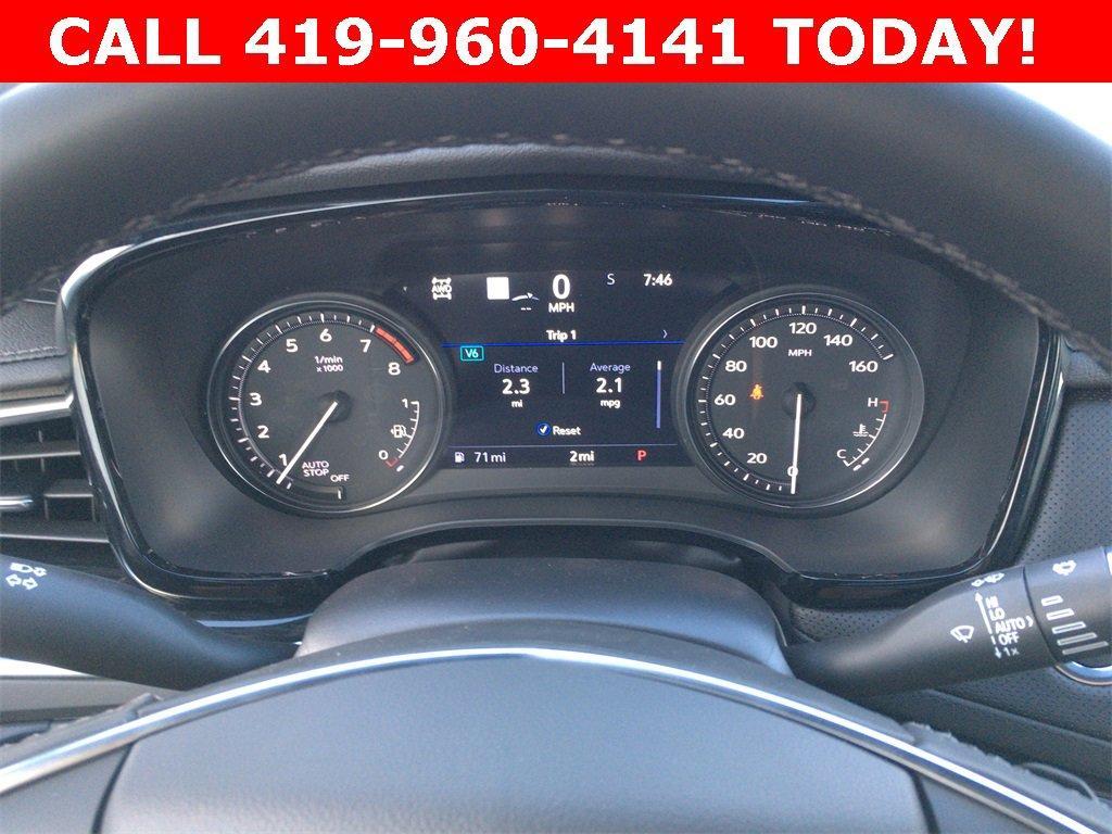 new 2025 Cadillac XT5 car, priced at $59,056