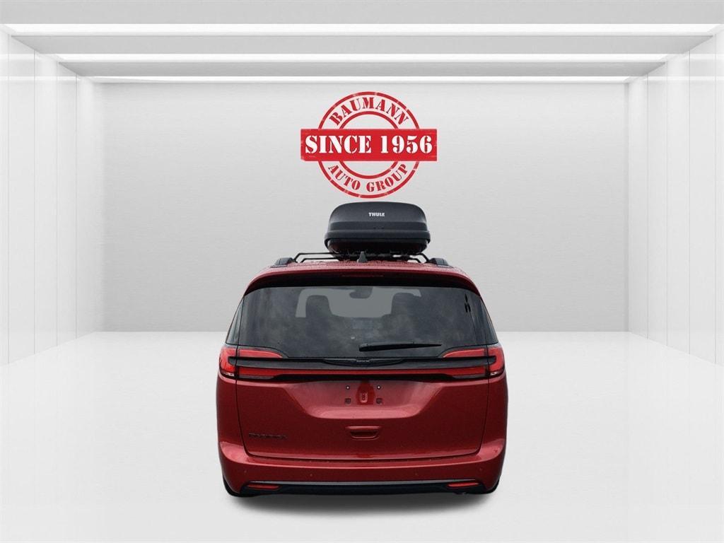 new 2025 Chrysler Pacifica car, priced at $46,865