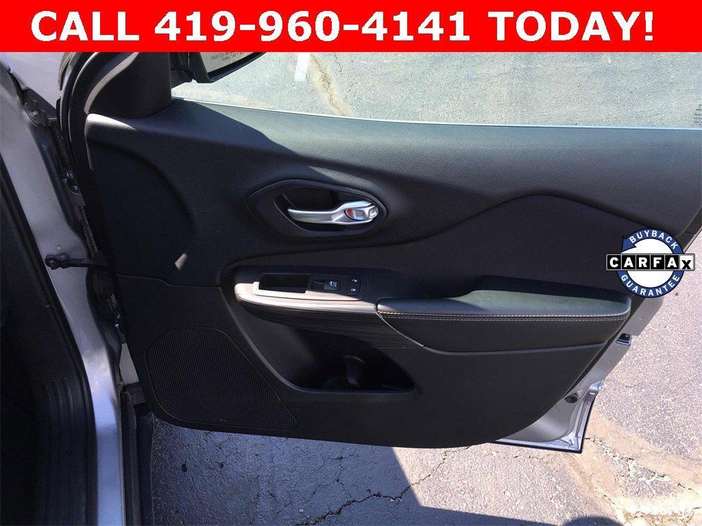 used 2016 Jeep Cherokee car, priced at $10,500