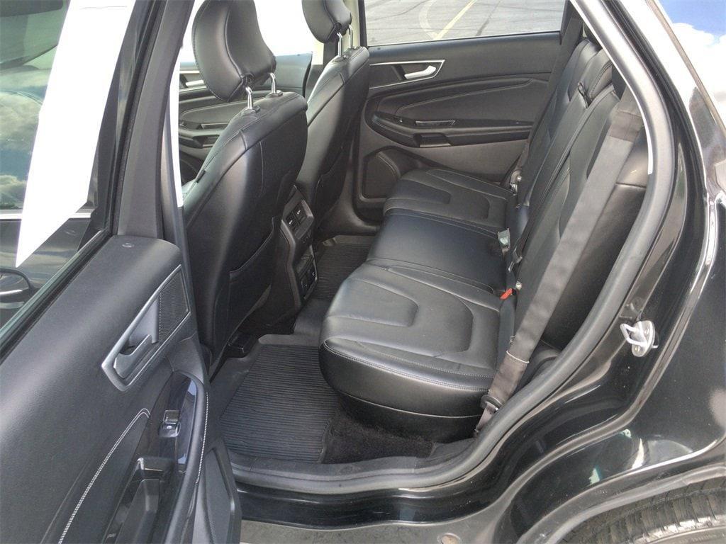 used 2015 Ford Edge car, priced at $12,000