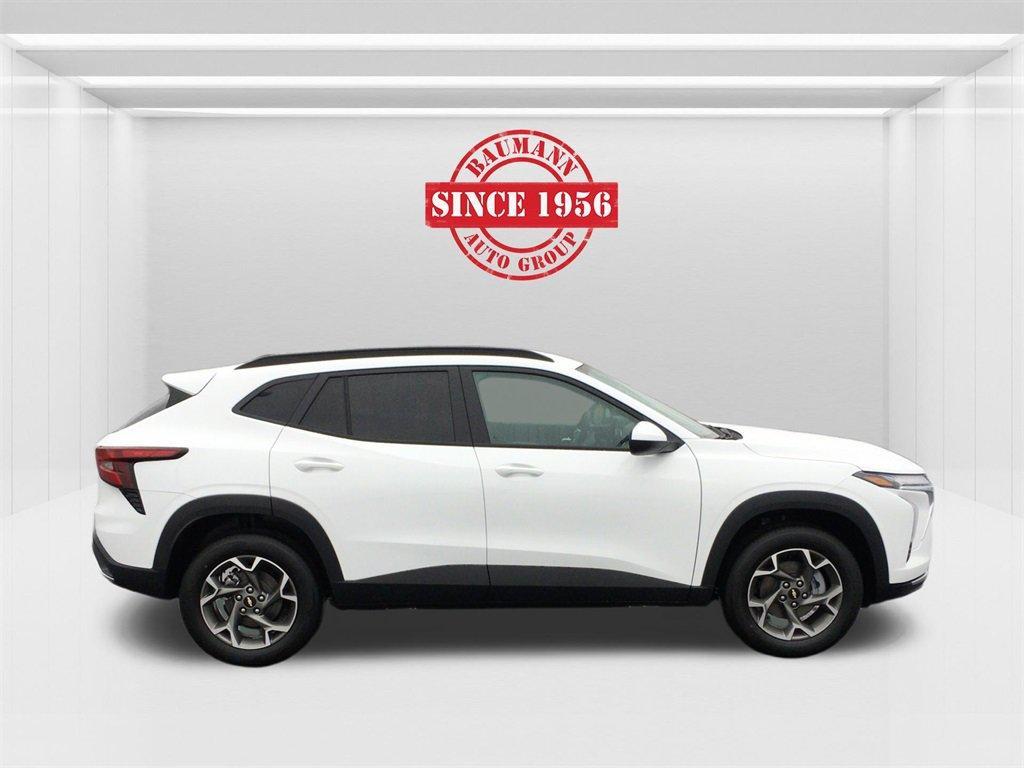 new 2026 Chevrolet Trax car, priced at $25,355