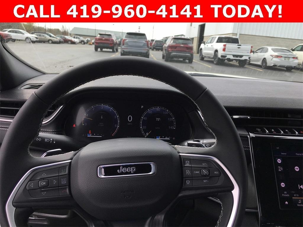 new 2025 Jeep Grand Cherokee L car, priced at $41,771