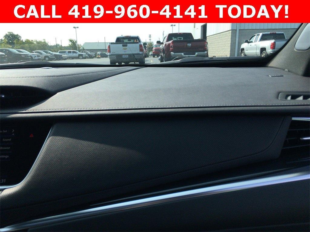 new 2025 Cadillac XT5 car, priced at $51,483