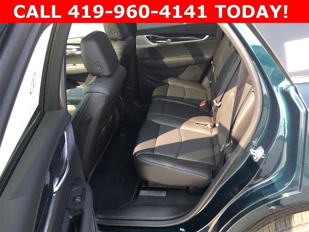 new 2025 Cadillac XT5 car, priced at $51,483