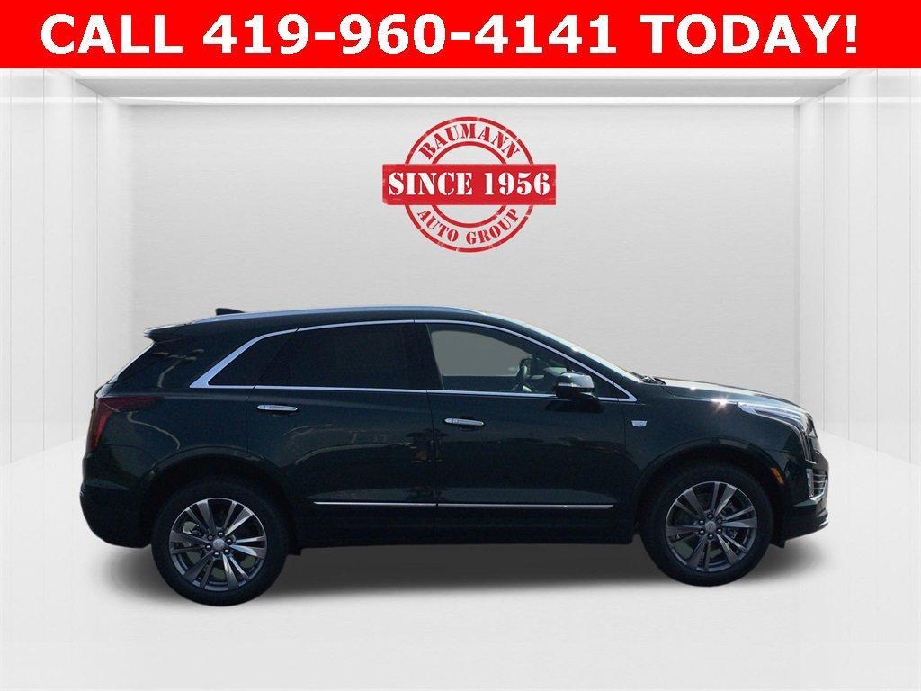 new 2025 Cadillac XT5 car, priced at $51,483