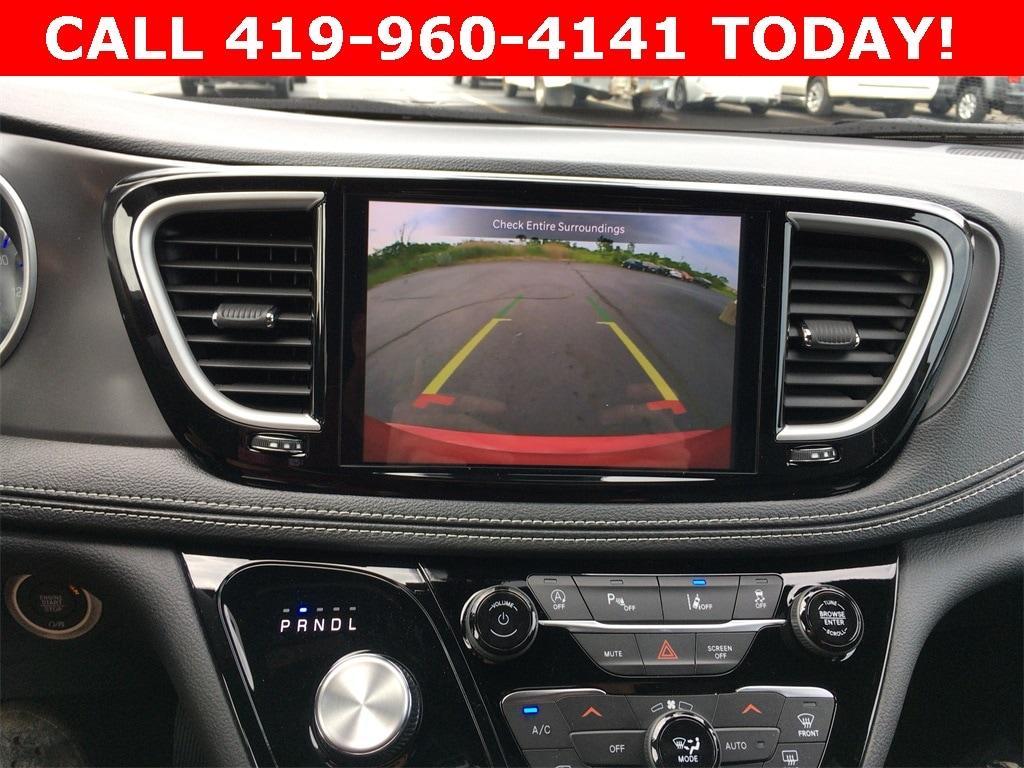new 2025 Chrysler Pacifica car, priced at $46,865