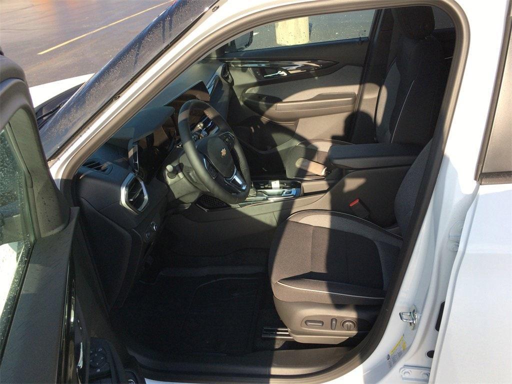 new 2026 Chevrolet TrailBlazer car, priced at $29,535