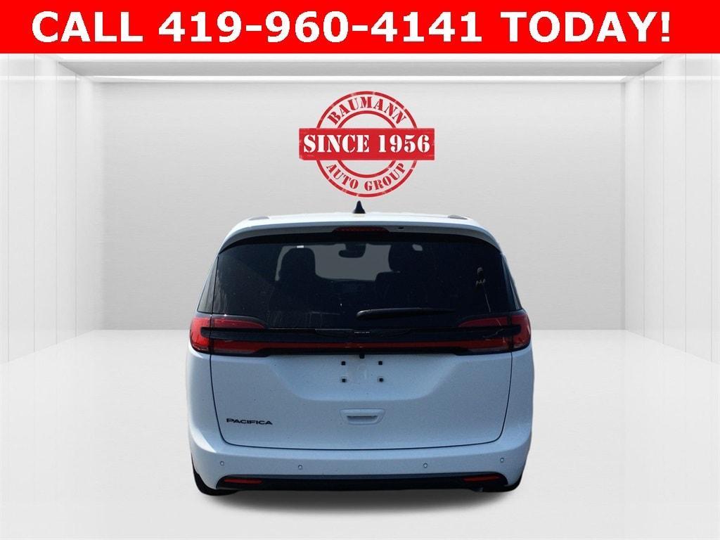 new 2026 Chrysler Pacifica car, priced at $46,385