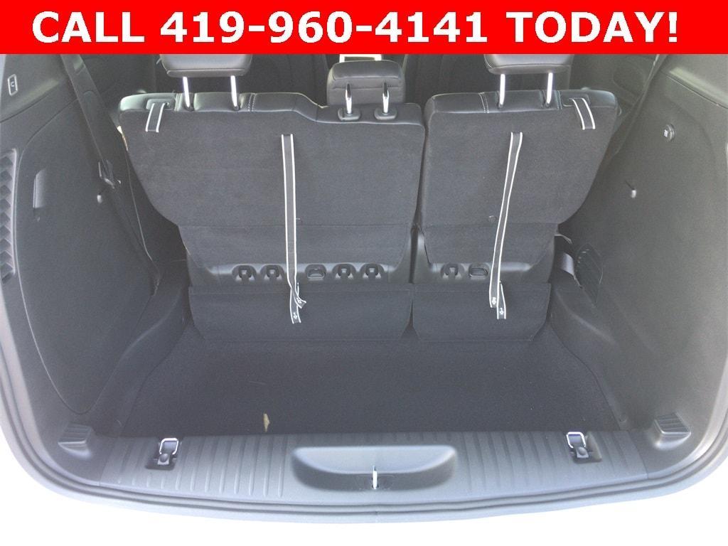 new 2026 Chrysler Pacifica car, priced at $46,385