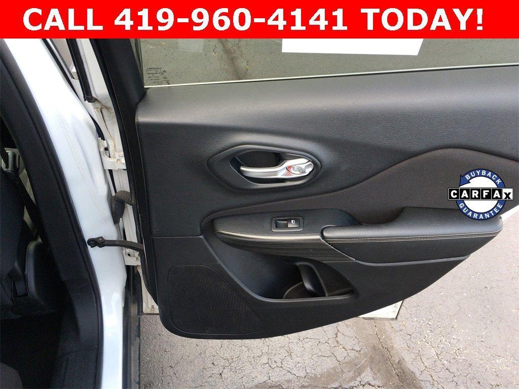 used 2015 Jeep Cherokee car, priced at $8,650