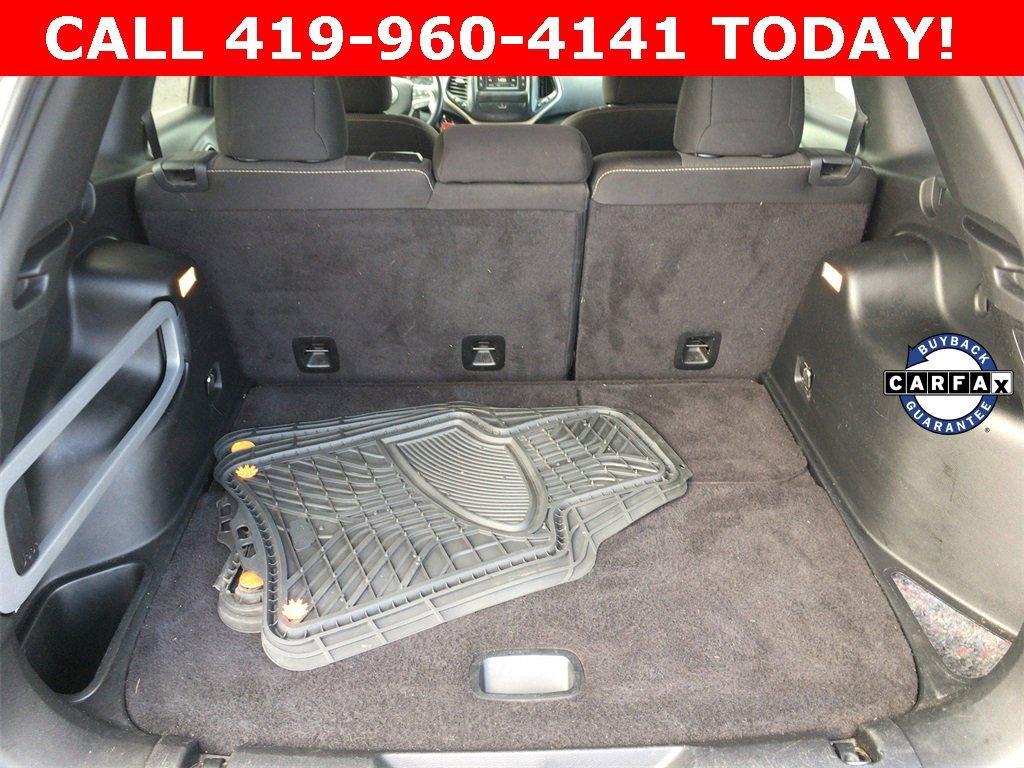 used 2015 Jeep Cherokee car, priced at $8,650