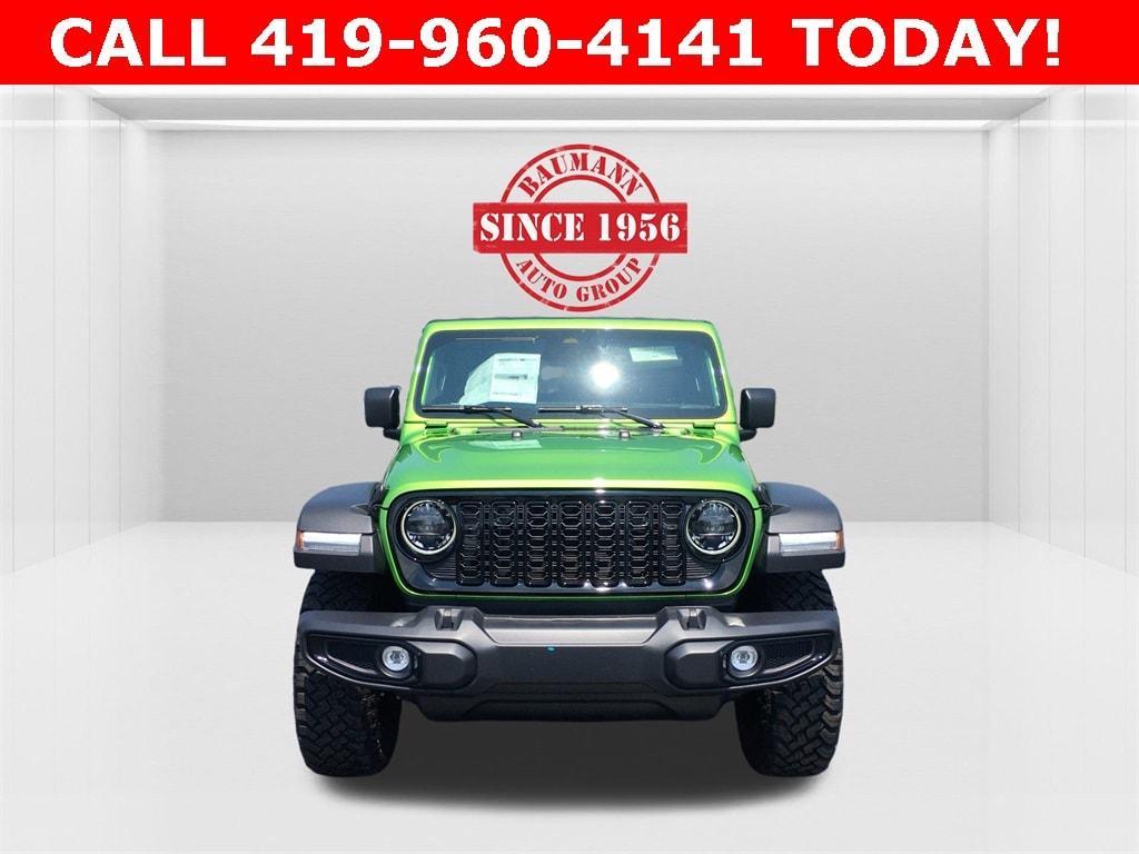 new 2025 Jeep Wrangler car, priced at $48,475